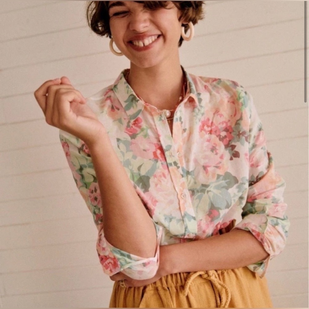 Sezane Pierro Floral Button-Up Blouse in Pink and Green - Picture 3 of 10